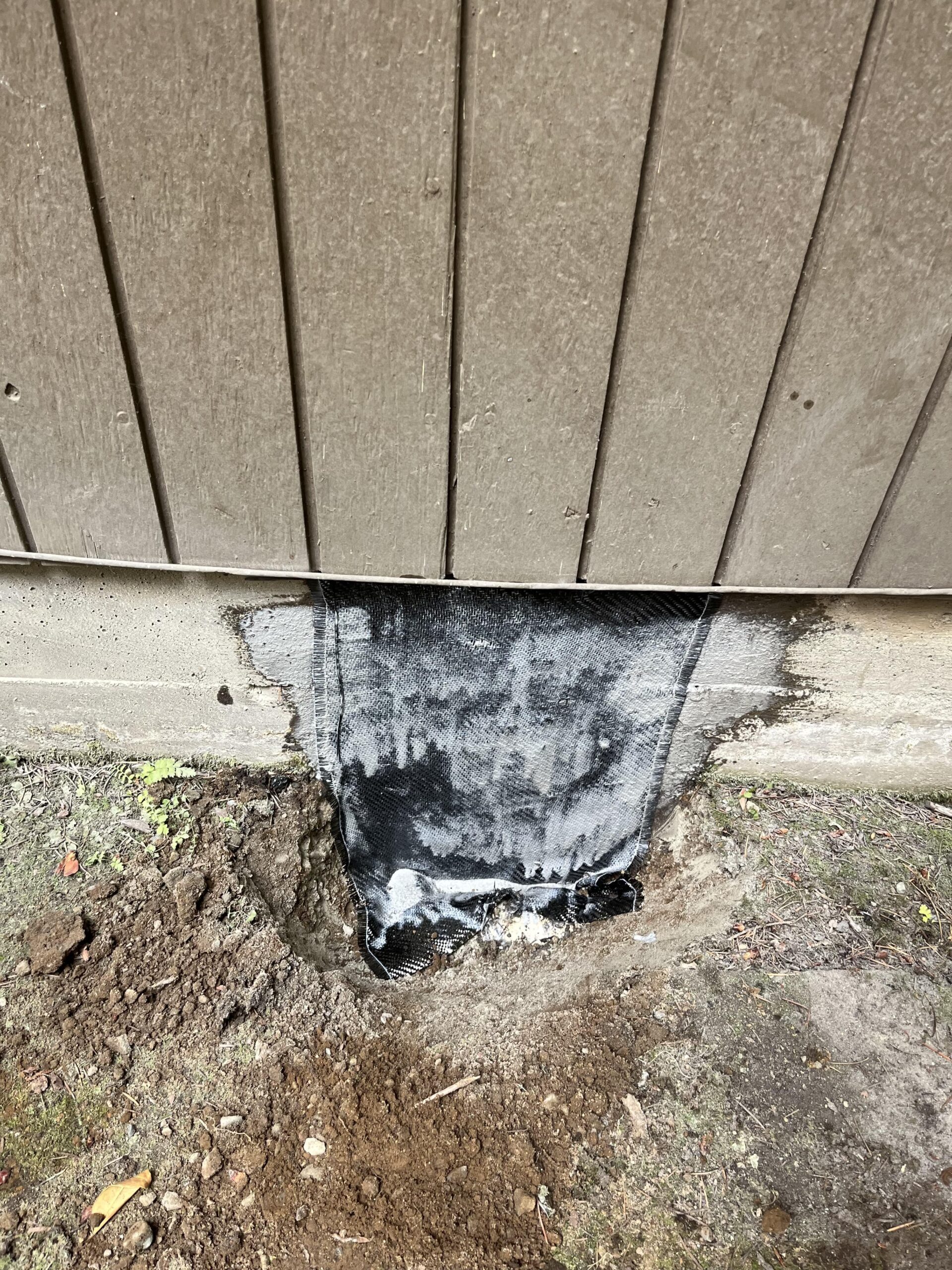 epoxy and carbon fiber application for a foundation repair